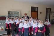 بازدید دانش آموزان دبستانی ماهشهر از اداره دامپزشکی به مناسبت روز ملی دامپزشکی