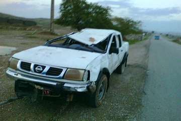 نجات نیروهای دامپزشکی گرفتار در سیلاب اندیکا 