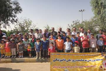 مسابقه دو و قايقراني به مناسبت 14 مهر