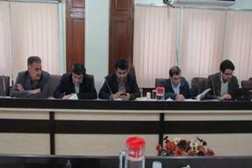 جلسه برگزار شده در استانداری