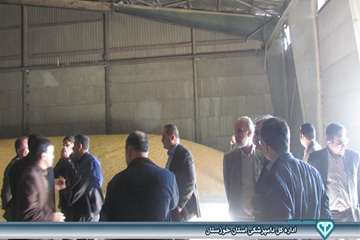 بازدید از انبارهای بند امام خمینی(ره)
