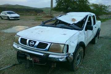 نجات نیروهای دامپزشکی گرفتار در سیلاب اندیکا 