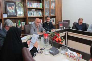 جلسه برگزار شده در استانداری