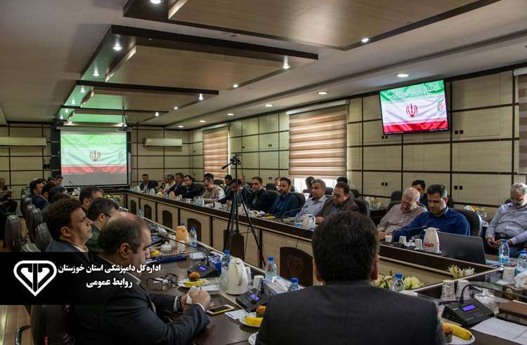 برگزاری جلسه شورای مدیران اداره کل دامپزشکی استان خوزستان با تأکید بر اهتمام جمعی برای استمرار موفقیت ها و تحقق کامل شاخص‌ها 