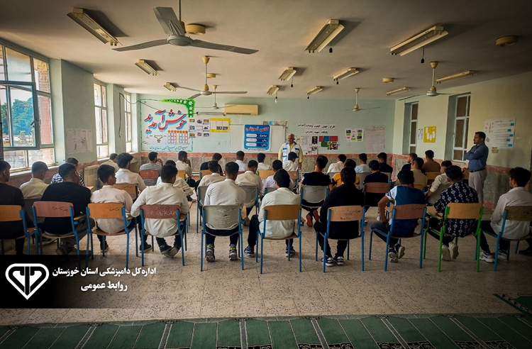 آشنایی دانش آموزان مقطع دبیرستان شهرستان لالی با بیماری های مشترک بین انسان و حیوان 