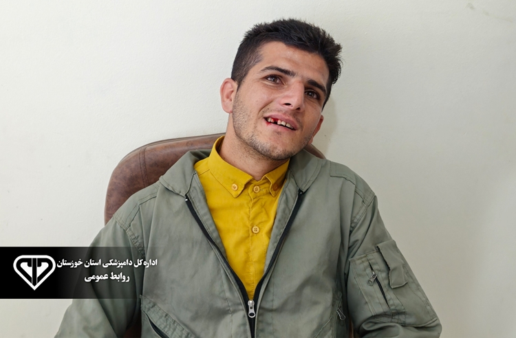 مصدومیت واکسیناتور اداره دامپزشکی ایذه در حین انجام ایمن سازی دام ها